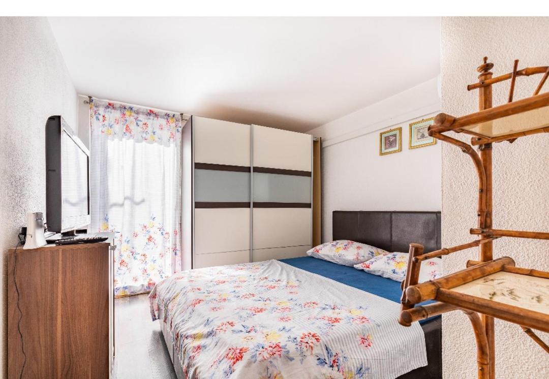 Villa Angie Old Town With Jacuzzi 斯普利特 外观 照片
